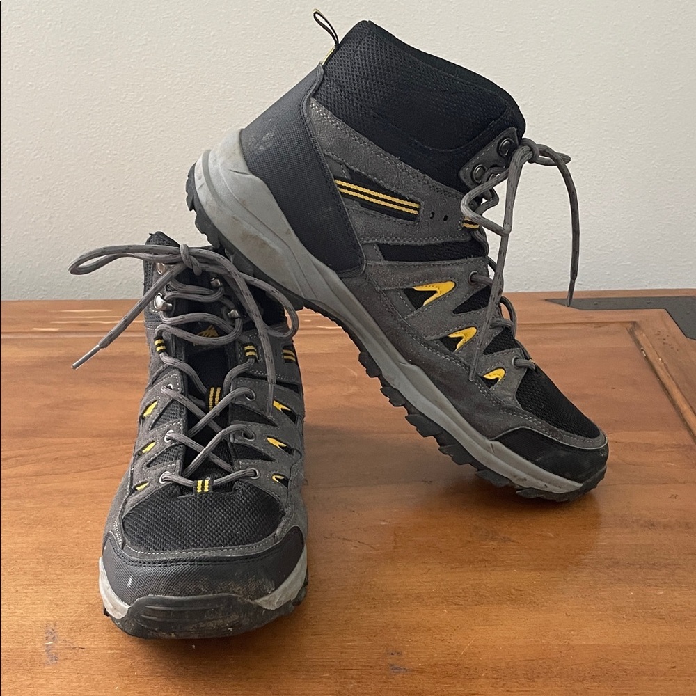 High Sierra Men's Gray and Yellow Hiking Shoes Size 12